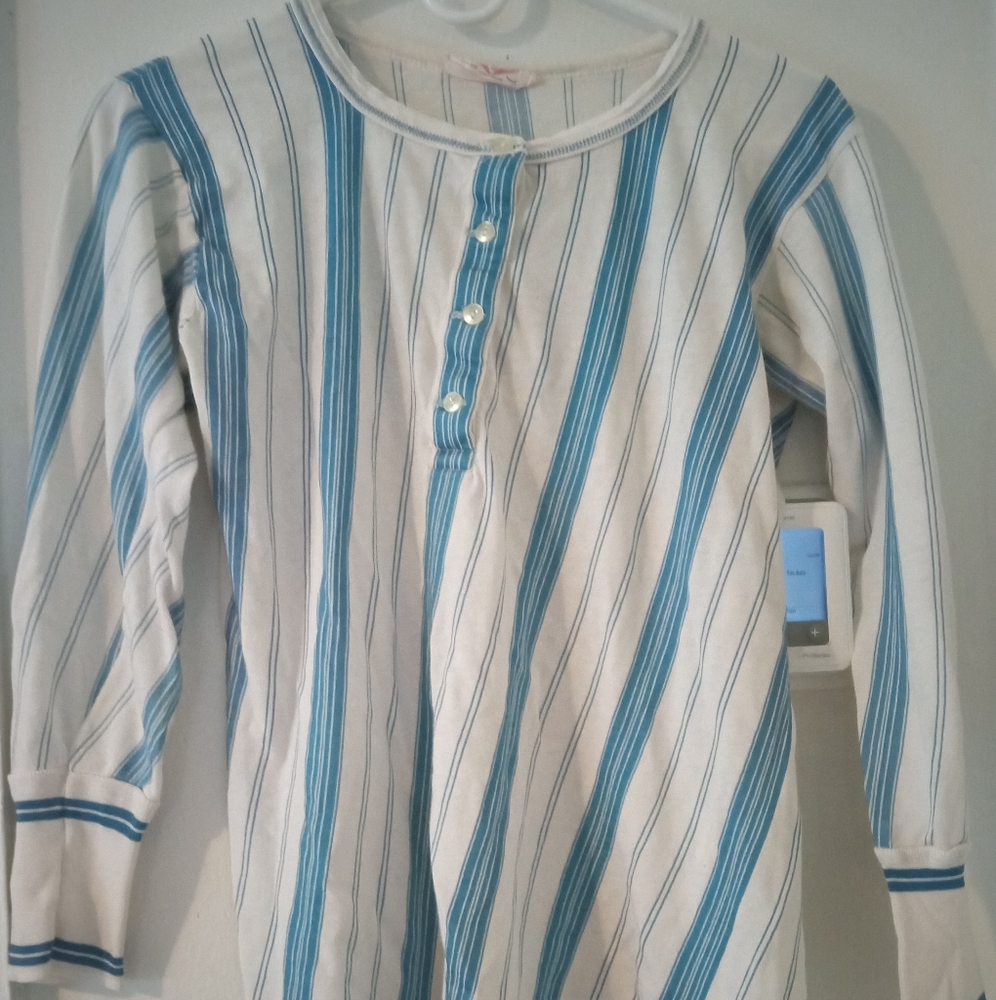 1980s blue and white striped long sleeve tee